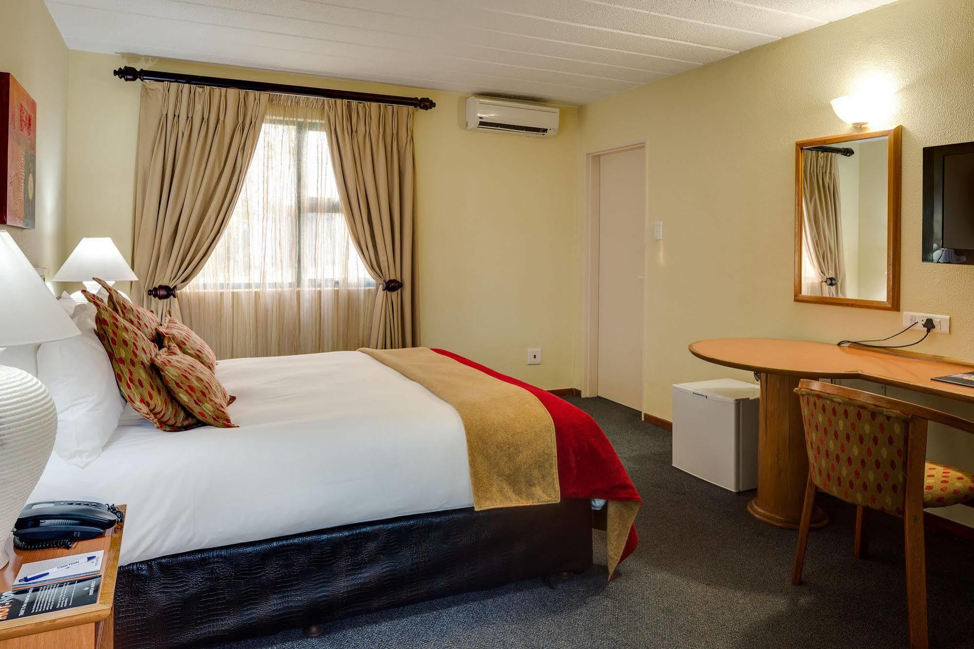Protea Hotel By Marriott Polokwane Landmark المظهر الخارجي الصورة